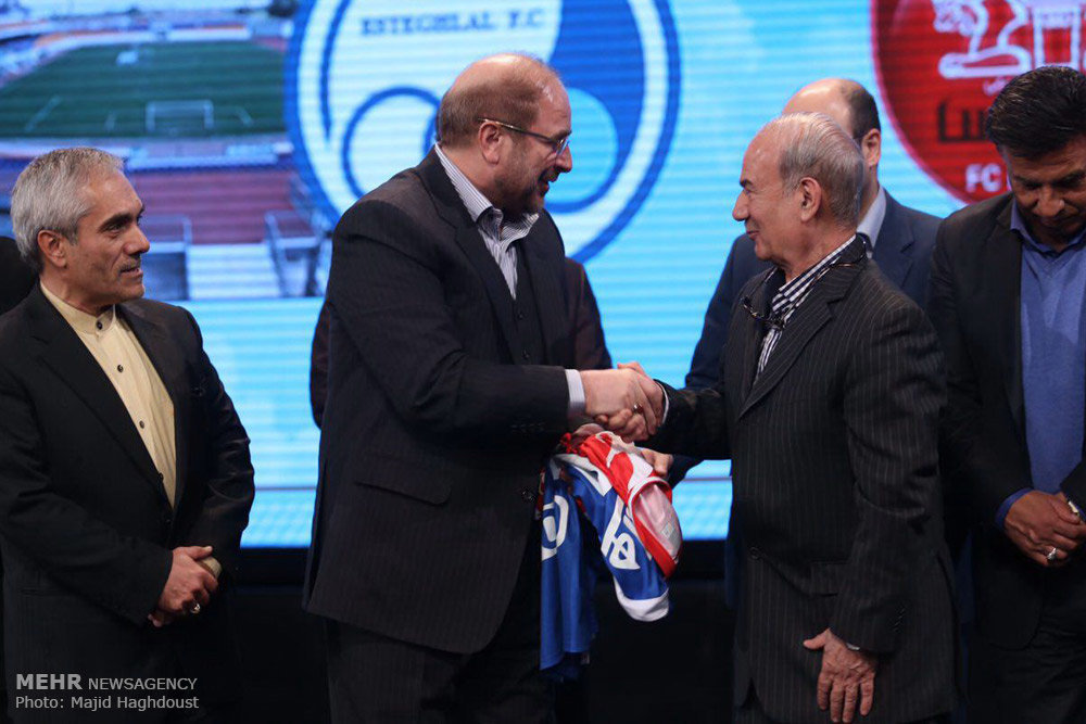 گزارش تصویری: واگذاری مجموعه های ورزشی به دو باشگاه استقلال و پرسپولیس