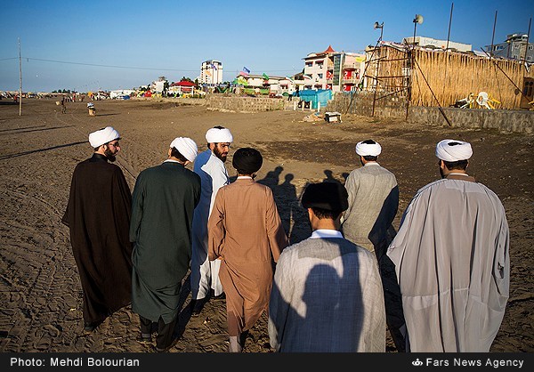 تصاویر: روحانیون در ساحل