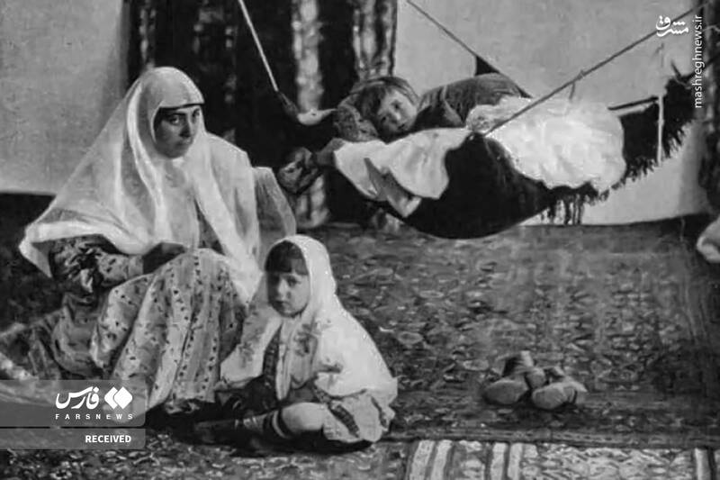 مادر ایرانی و فرزندانش مادر ایرانی و فرزندانش