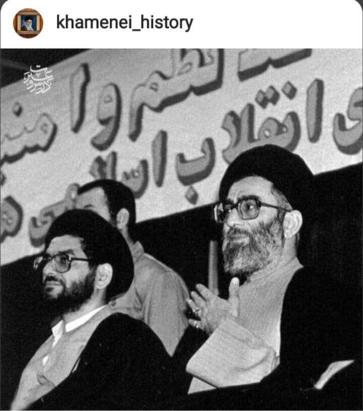 عکسی قدیمی از مرحوم محتشمیپور در کنار رهبر معظم انقلاب محتشمیپور
