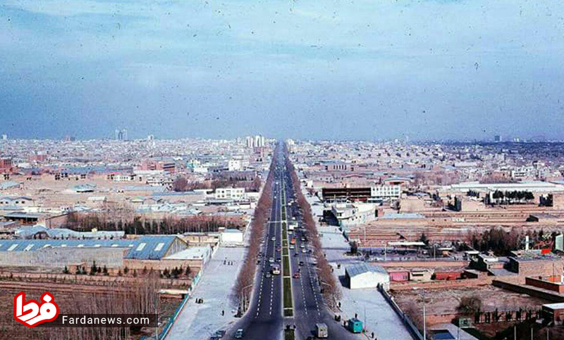 عکس: نمای تهران از برج آزادی در سال ۱۳۵۳