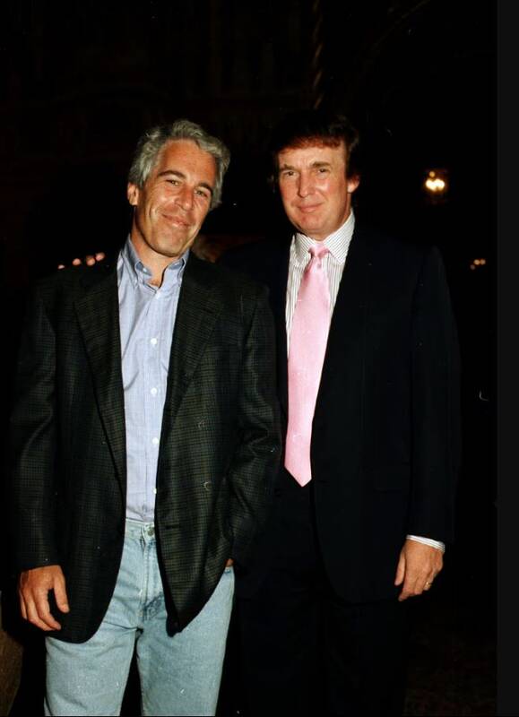 جزییات دیگری از همدستی شیطانی ترامپ با اپستین/ قربانی ۱۳ سالهی ترامپ به FBI گزارش داده بود +تصاویر