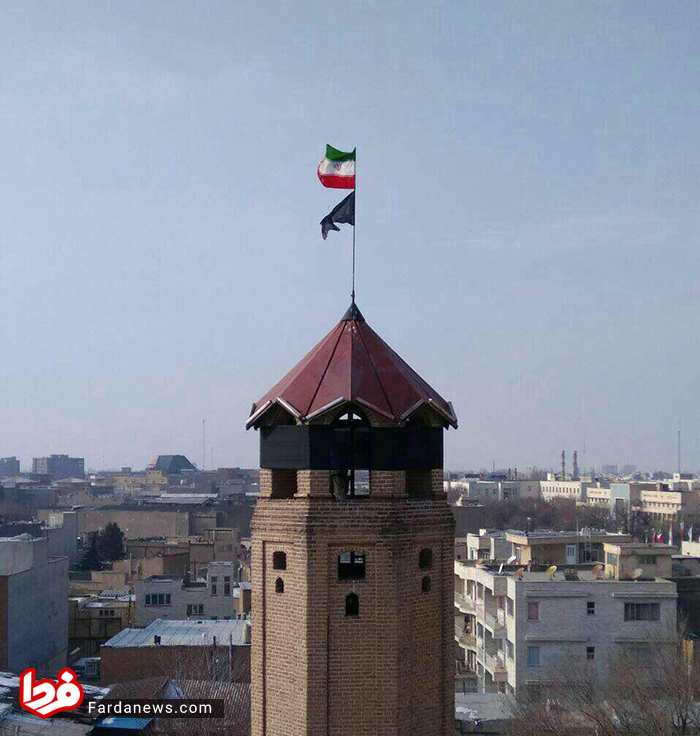  پرچم مشکی بر فراز اولین برج آتش‌نشانی کشور در تبریز