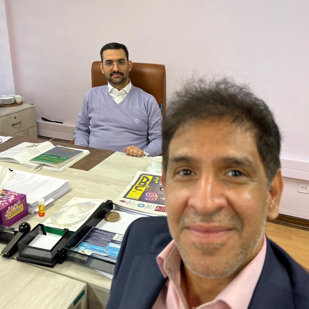 عکس | تغییر چهره وزیر ارتباطات دولت روحانی | آذری جهرمی را با تیپ متفاوت ببینید جهرمی