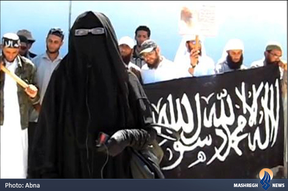 بیعت زن فعال سیاسی با رهبر داعش + عکس