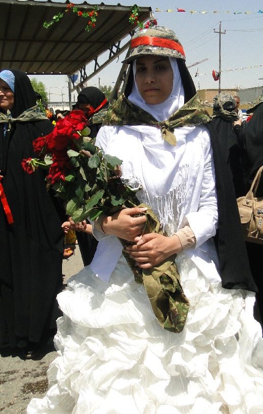 عروس عراقی آماده نبرد با داعش+عکس