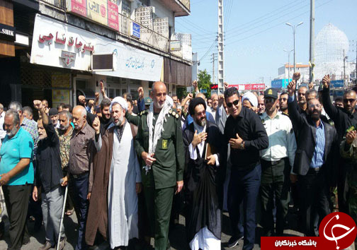 تظاهرات ضد امریکایی نمازگزاران مازندران در اعتراض به سخنان ضد ایرانی ترامپ +تصاویر