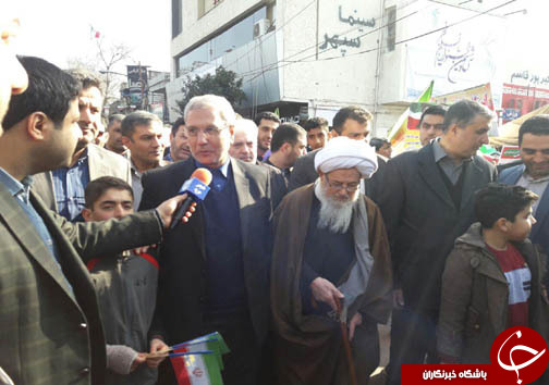 آغاز حماسه همدلی و اقتدار ملی مردم طبرستان در راهپیمایی ۲۲ بهمن ۹۶ +تصاویر آغاز حماسه همدلی و اقتدار ملی مردم طبرستان در راهپیمایی ۲۲ بهمن ۹۶ +تصاویر