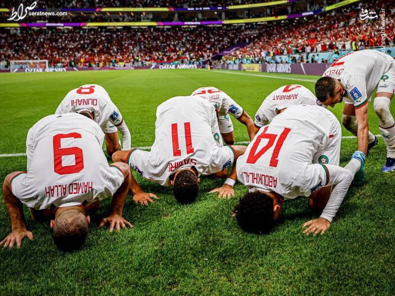 عکس/ سجده شکر بازیکنان مراکش پس از صعود عکس/ سجده شکر بازیکنان مراکش پس از صعود