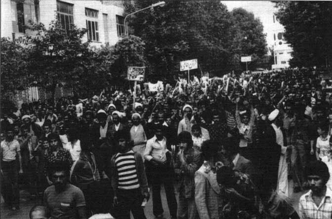 واقعه 18 دی 57، شناسنامه انقلابی مردم ساری/رمز نامگذاری خیابان 18 دی چه بود؟