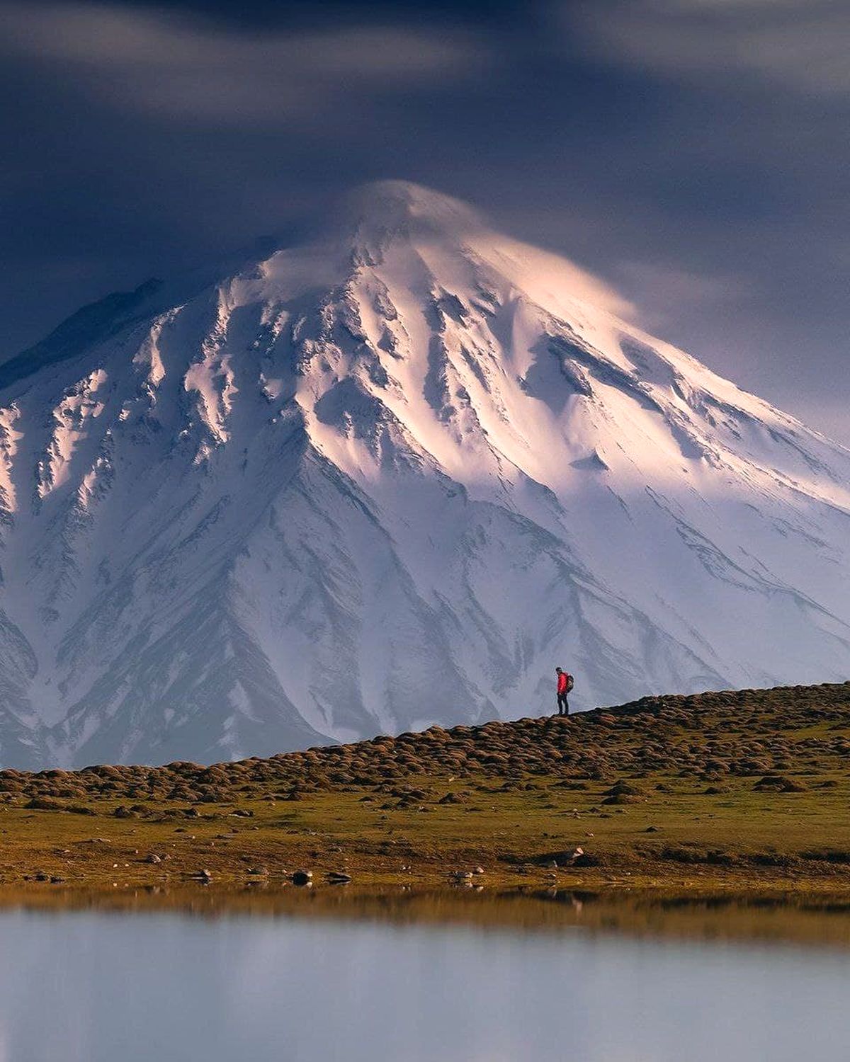 تصویری زیبا از قله دماوند 