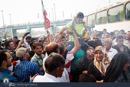 قهرمانی تیم ملی کشتی آزاد در مسابقات جهانی مجارستان و جام جهانی آمریکا